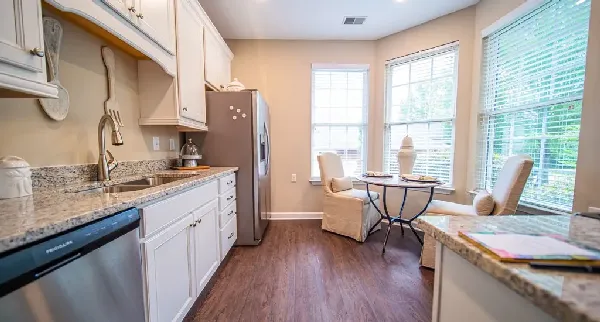 Wildewood Downs | Columbia SC | Cottage Home Kitchen 60