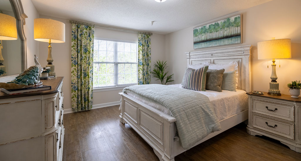 Wildewood Downs | Columbia SC | Villa Apartment Interior Bedroom 23-01