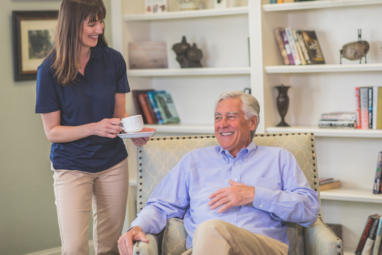 Is a Memory Care Community or In-Home Care Best?